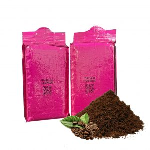 Peiriant pecynnu bagiau gwactod brics awtomatig ar gyfer powdr coffi 250gram