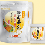 bag bach awtomatig yn pacio i mewn i fag doy mawr