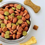 Llinell gynhyrchu byrnu cwdyn bwyd anifeiliaid anwes awtomatig